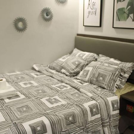 A2J Luxury Bgc Balcony Suite Near Sm Aura Taguig Manila Eksteriør billede